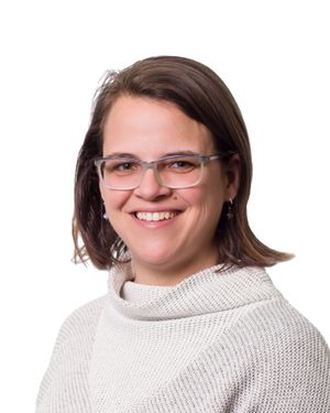 Julie Sanzone Bio Photo